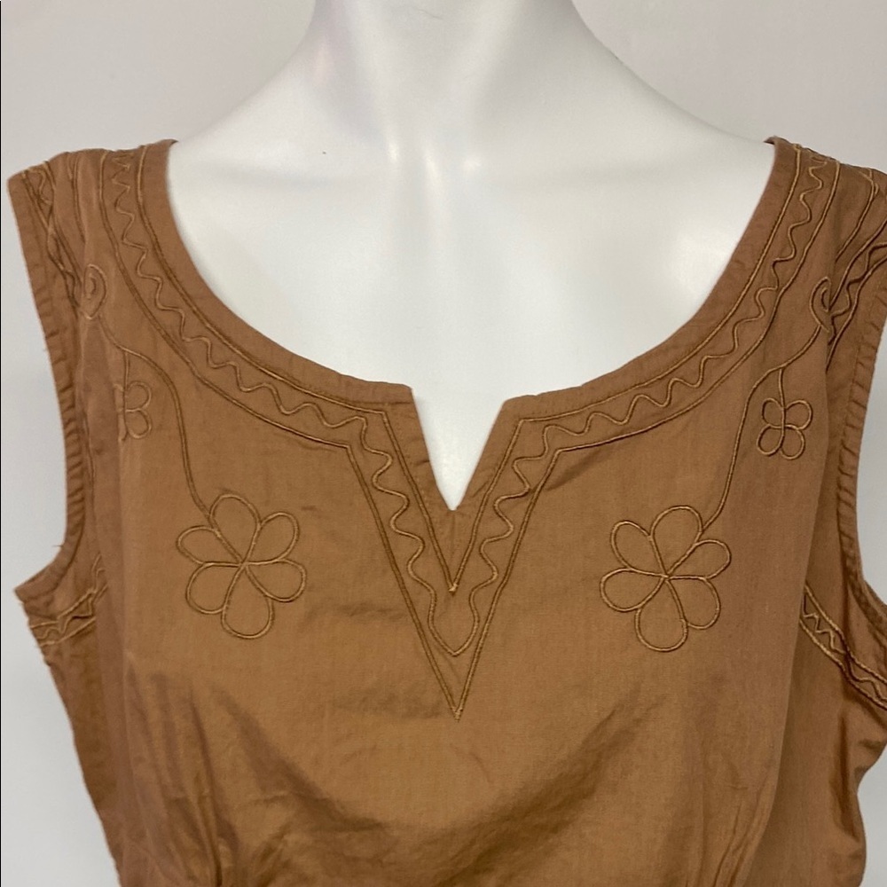 KUHL Embroidered Brown Sleeveless Top 100% Cotton - Picture 3 of 9
